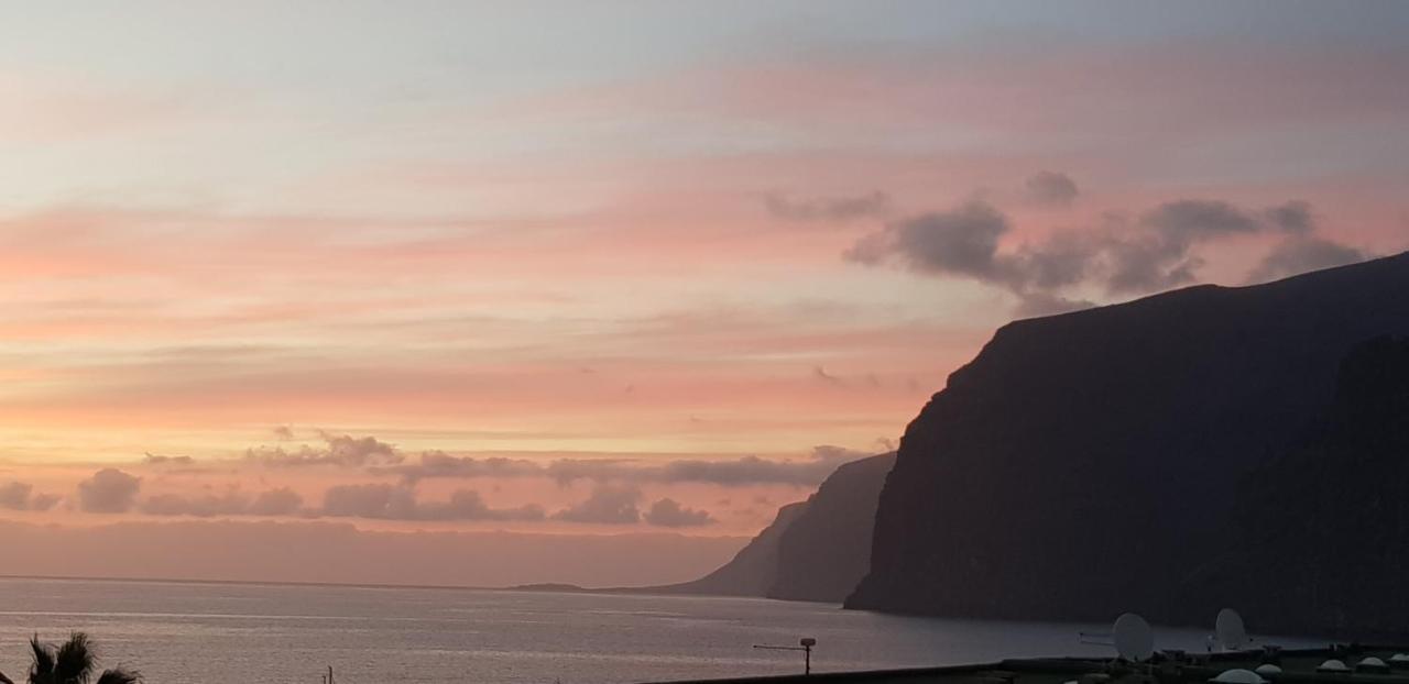 Ocean Pearl, Luxurioeses Haus, Meerblick, Grosse Sonnenterrasse, Teneriffa Sued, Los Gigantes, 600M Zum Strand, 200M Zum Ort, Ruhig 阿坎提拉德洛斯基 外观 照片